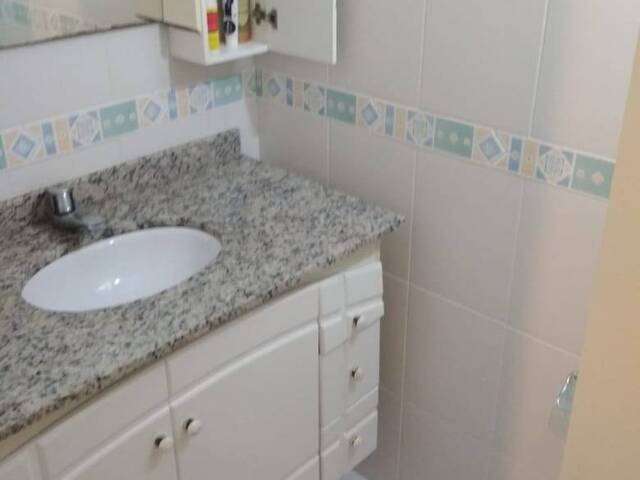 Apartamento para Venda em Guarujá - 4