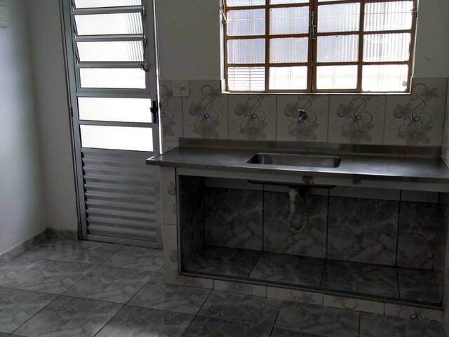 Casa para Venda em Itaquaquecetuba - 4
